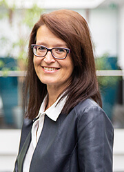 ​​​​​​​Stefanie Dorfer - Summer ​​​​​​​Internships